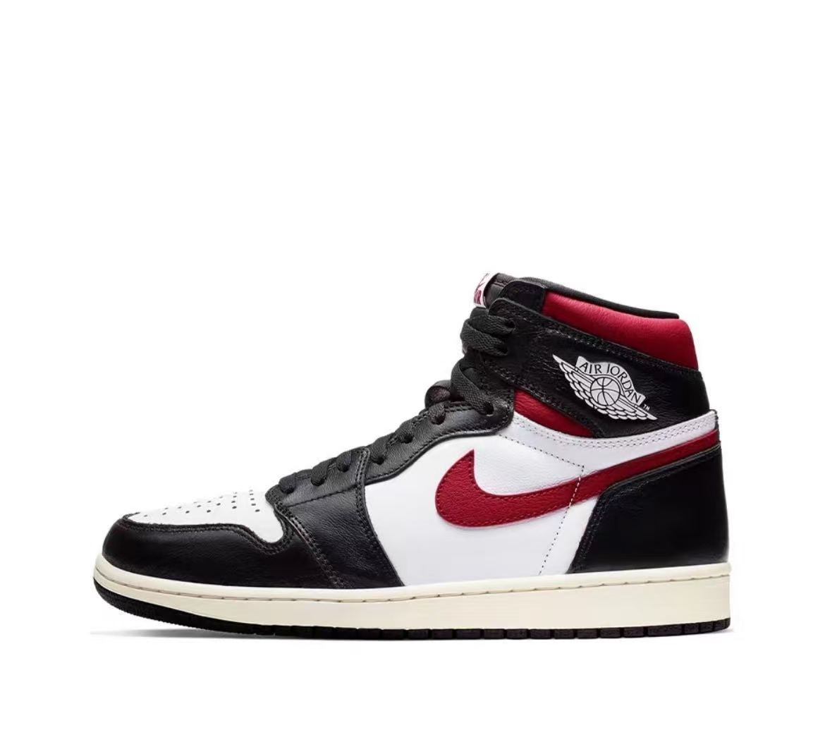 AJ1 红钩黑脚趾